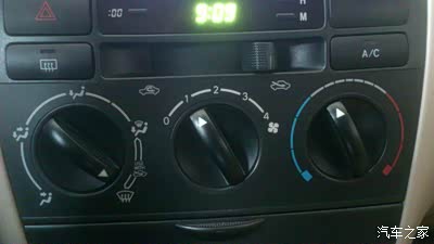 花冠南方城市冬天下雨天使用除雾抽湿功能