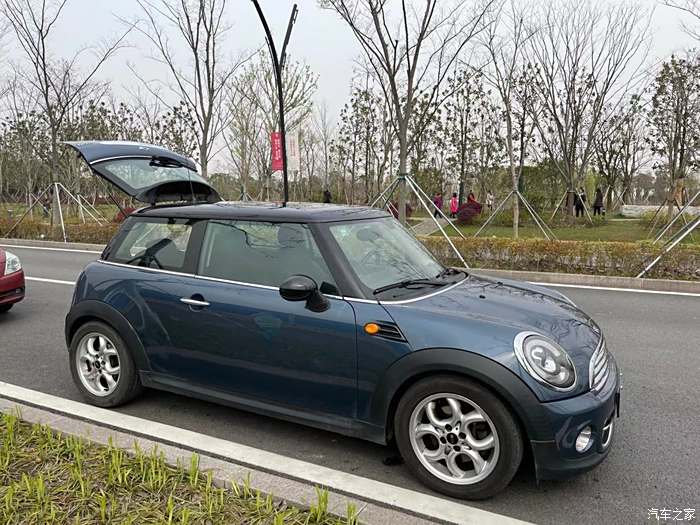 经典minicooperr56公园写真