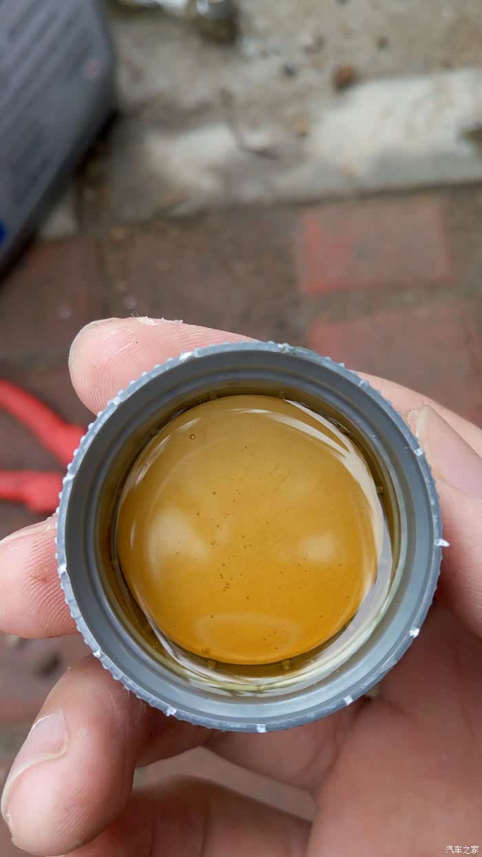 【图】哪位大神懂机油真假的,帮忙看看