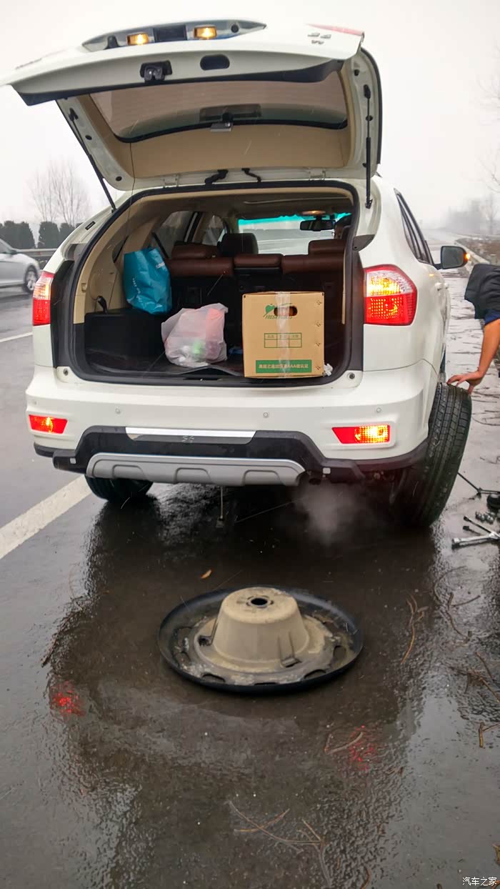 原车佳通轮胎18000公里不到高速爆胎,这是什