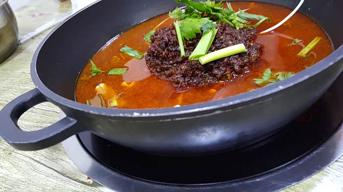 【以美食之名】地方特色,分享“清镇豆豉火锅”