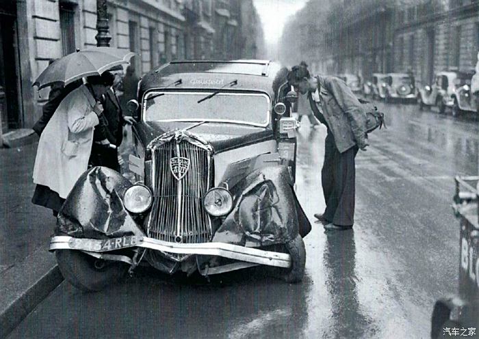 【图】巴黎街头事故车(1938年)