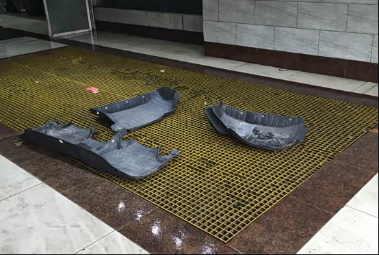 【图】和大6逛洗浴中心 偶遇传说中的闪金棕6