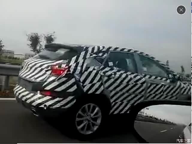 【图】拍到不明移动物体,疑似帝豪CROSS路跑