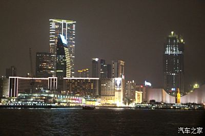 大陆客初到香港之印象---夜游维多利亚港