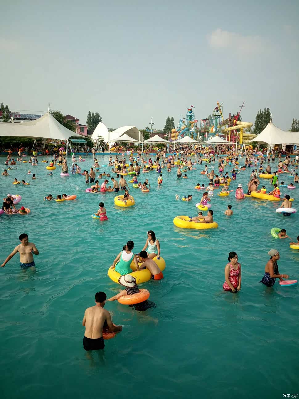 山东济宁五彩万象城