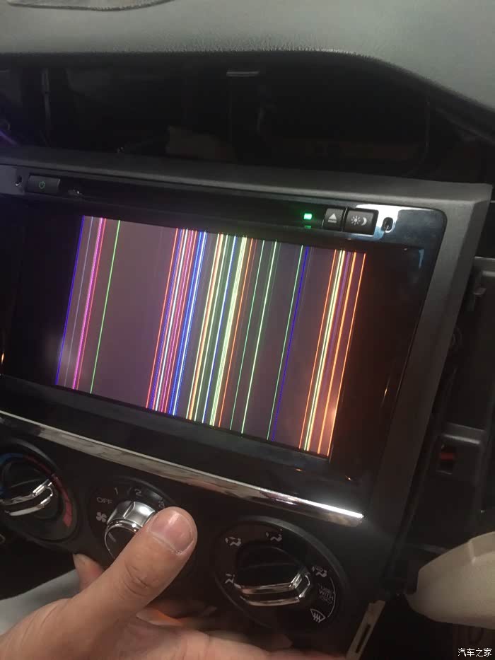 【图】请教各位一个问题。加装导航模块 花屏