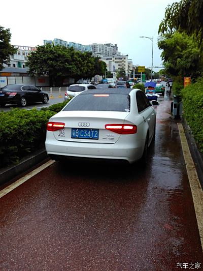 深圳司机最新发现:一条不会堵的近路!文明驾