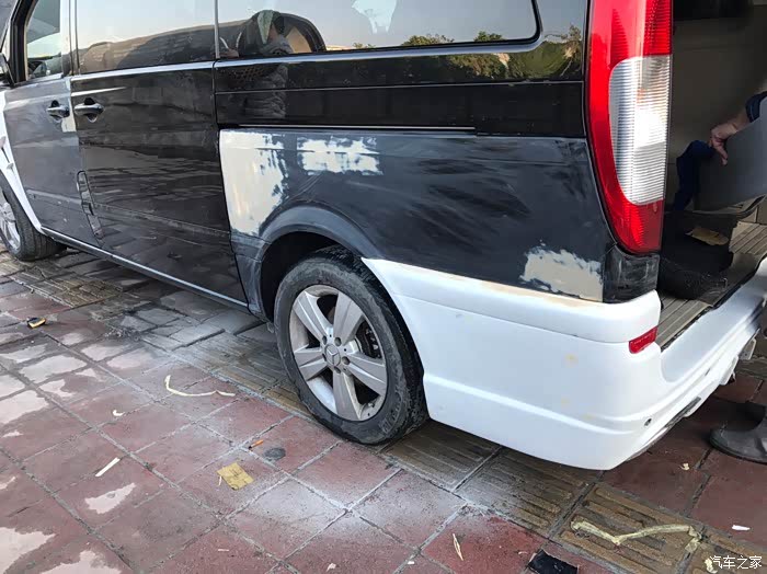 【图】奔驰唯雅诺老款升级新款,改装WALD的