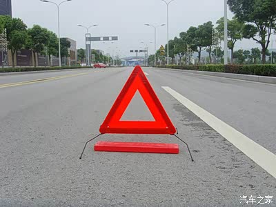 有备无患 十一国庆假期自驾出行注意事项_雪铁