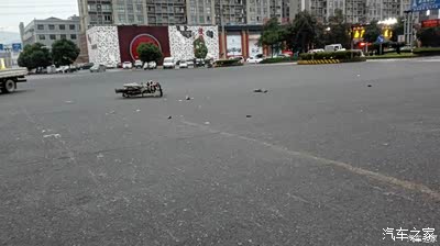 出事了!出了事故我全责,对方拖着不去定损,对我