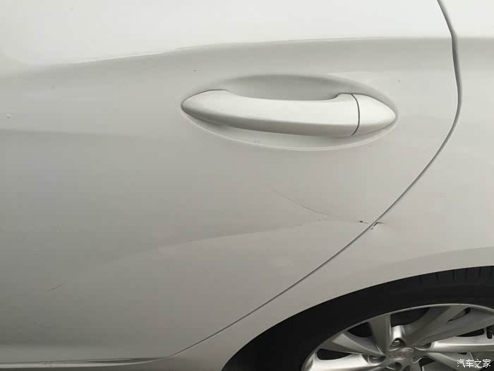 【图】车刮花了,钣金补漆后颜色差异,郁闷