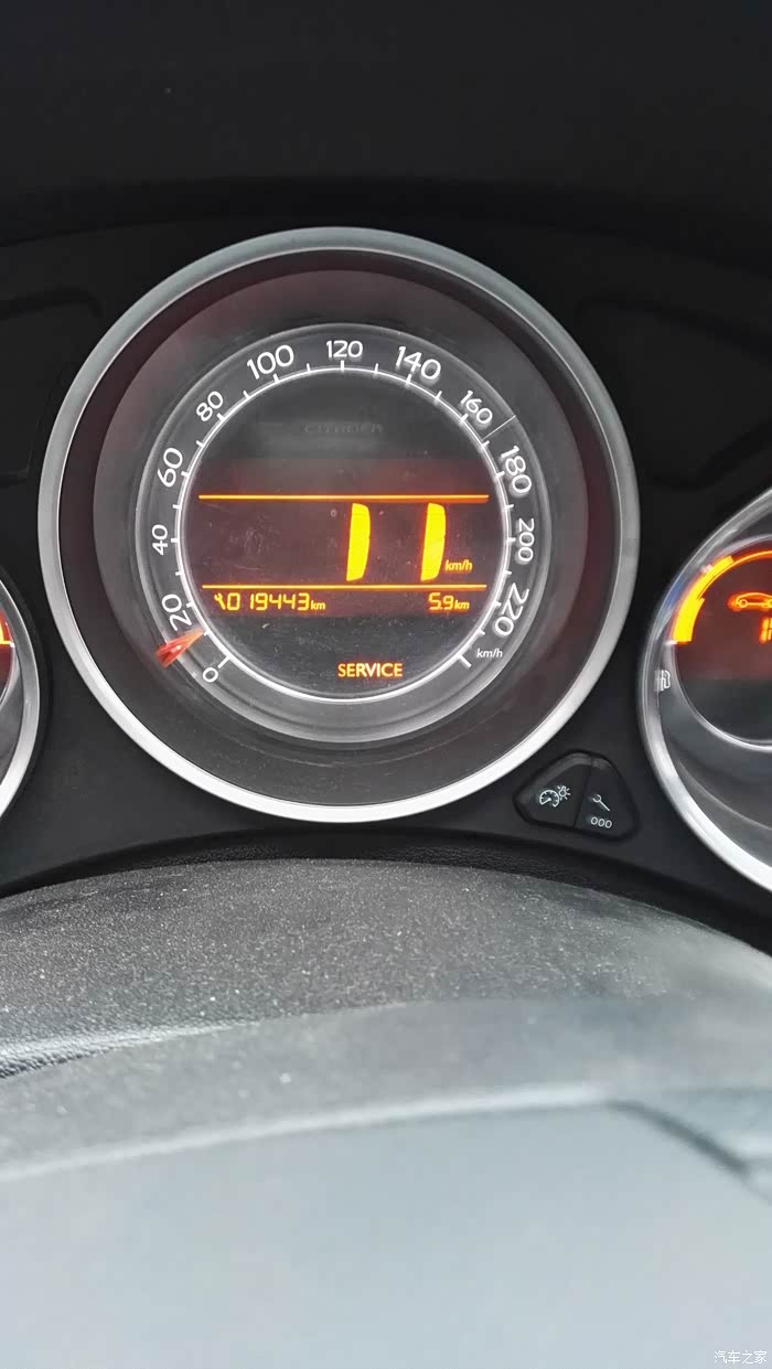 【图】这个提示保养的英文单词怎么去除_雪铁