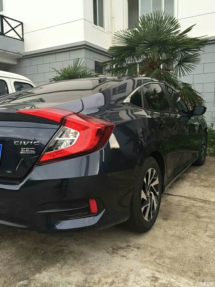 【思域】手动豪华版有没有暗金蓝?