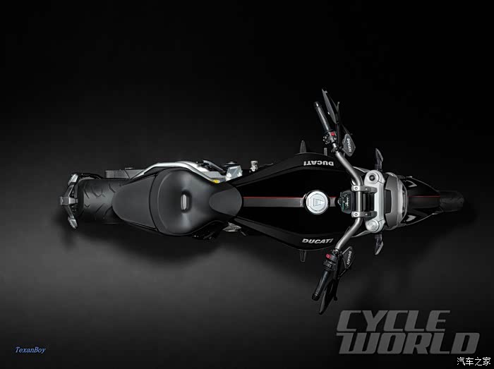 EICMA 速报 - 2016款 Ducati Xdiavel 超级魔鬼