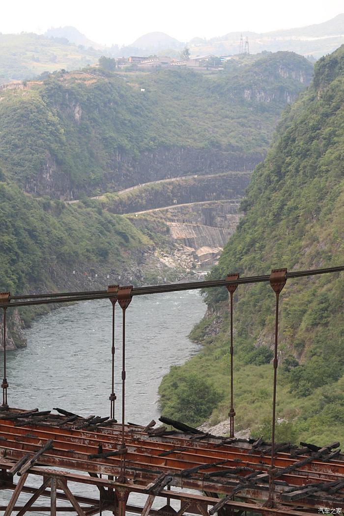 1000 | 回复: 34 贵州论坛 【考拉狼】鸭池河上的木板铁索吊桥,钢筋