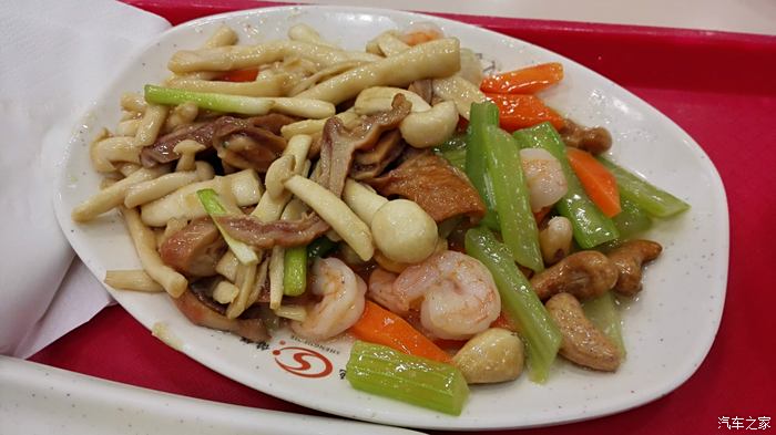 虾仁海鲜菇意面_虾仁海鲜炒饼_虾仁豆腐(3)