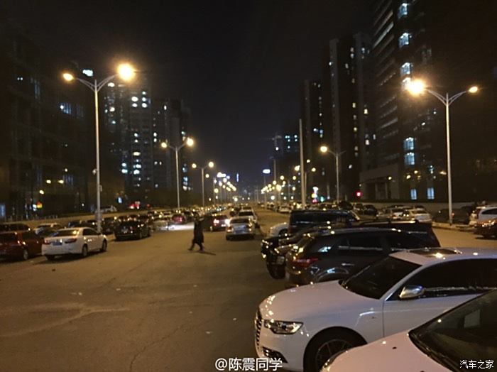 【图】北京望京 路边停车 上海交警肯定手痒死