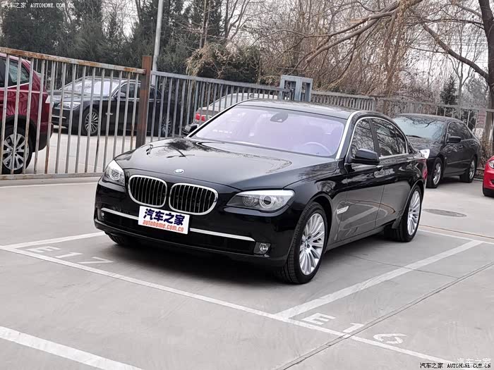 2010款宝马760li