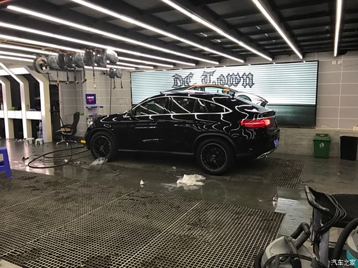 黑胖!2018奔驰GLE320轿跑SUV