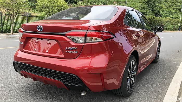 珊瑚红,2021款 雷凌双擎 运动版,提车.