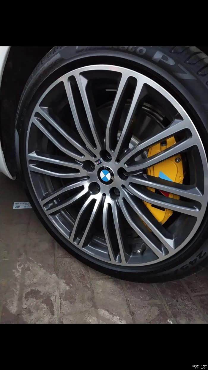 19款530m卡钳改色