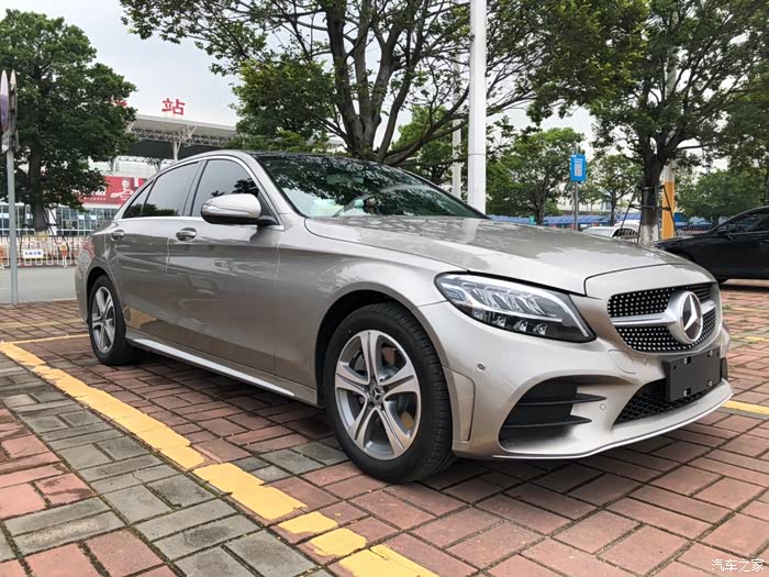 发几张皓沙银的照片