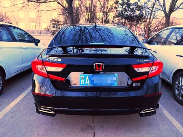 不改了.红标雅阁.哈哈