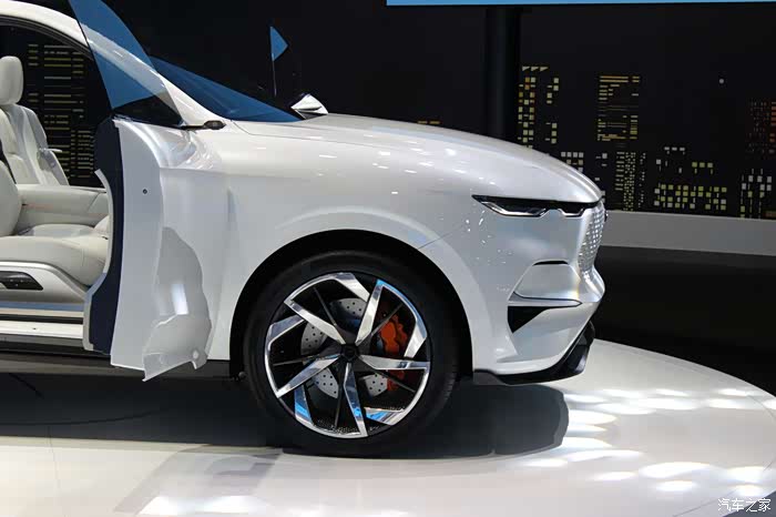 溜背造型谁与争锋一见钟情哈弗f7x新物种新生态