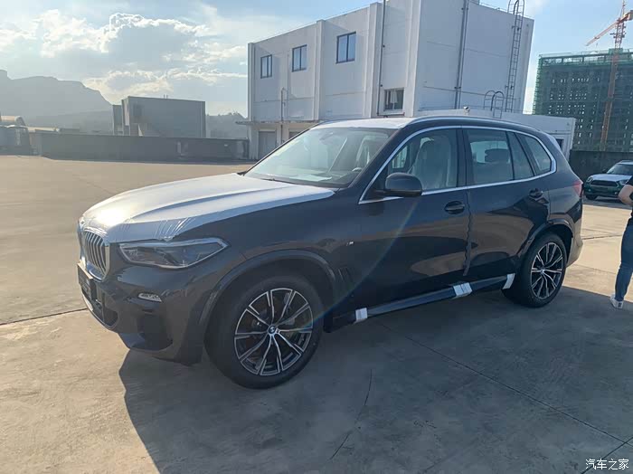 【图】想看一下极地灰的x5实车照片_宝马x5(进口)论坛_汽车之家论坛