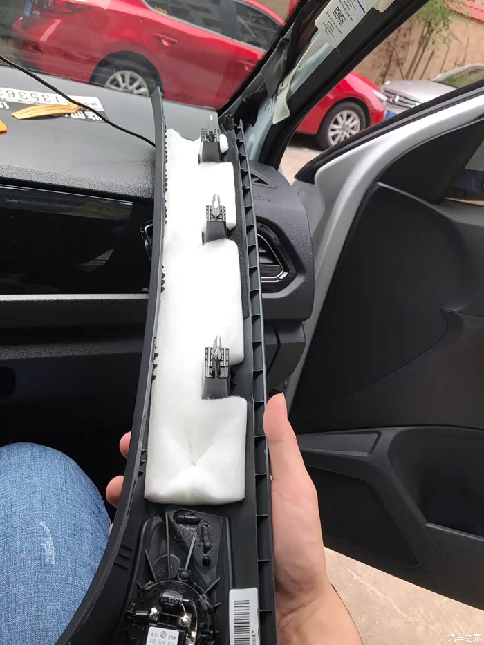 a柱里面好像有气囊?有图!