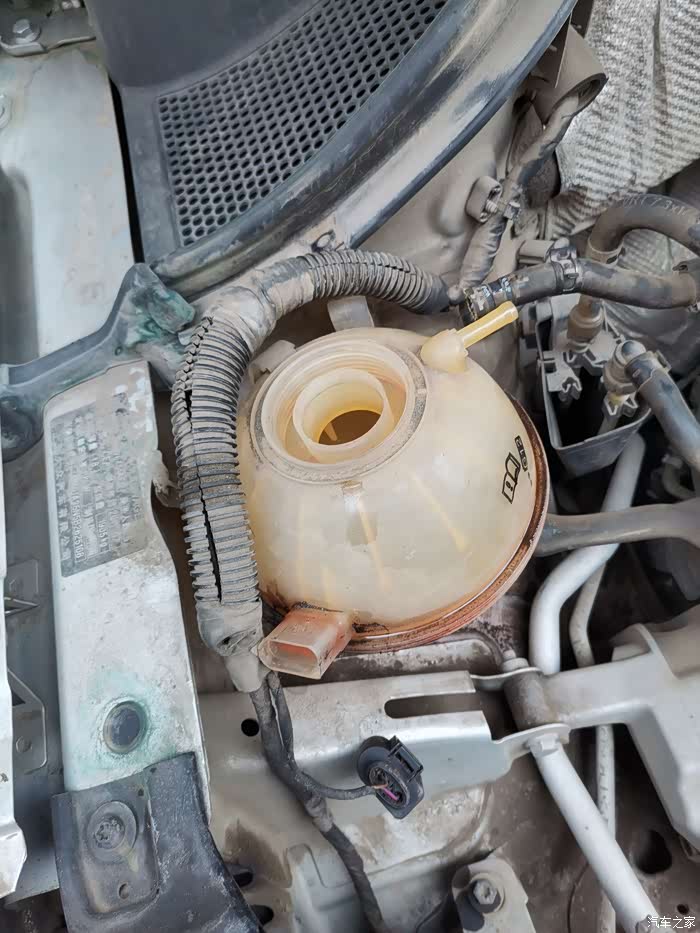 diy更换10款手动挡途观防冻液壶(缅怀cn大师)