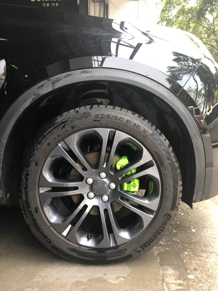 领克01金色轮毂你们觉得好看么我忍不了了