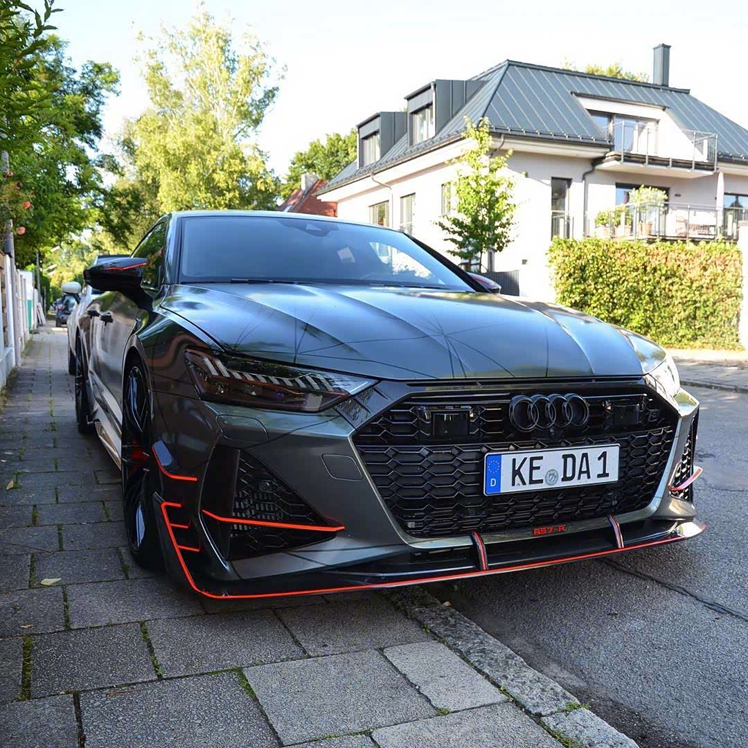 奥迪audirs7r是不是很漂亮