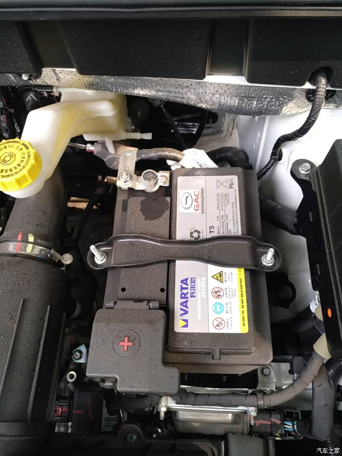 【图】电瓶漏液了,有车友出现过没_传祺gs3论坛_汽车之家论坛