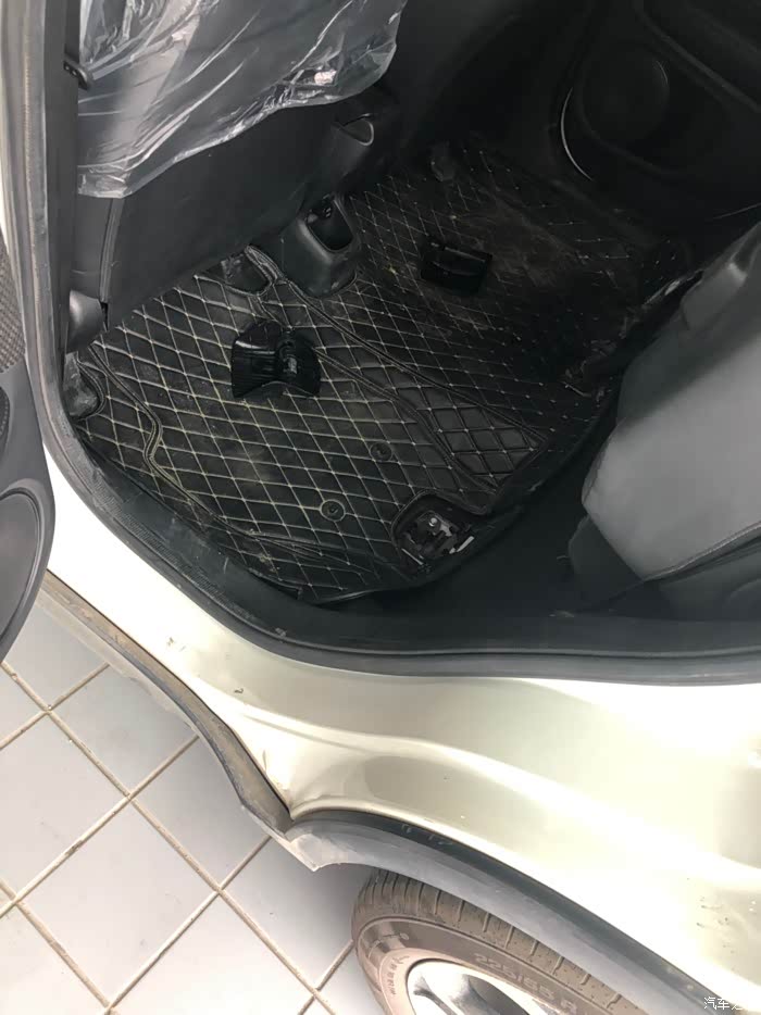 xrv漏水了.兄弟们赶紧拆开看看.