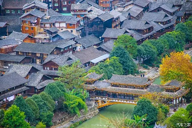 雷山縣境內旅遊資源十分豐富,尤其是這裡的古苗族村寨非常多