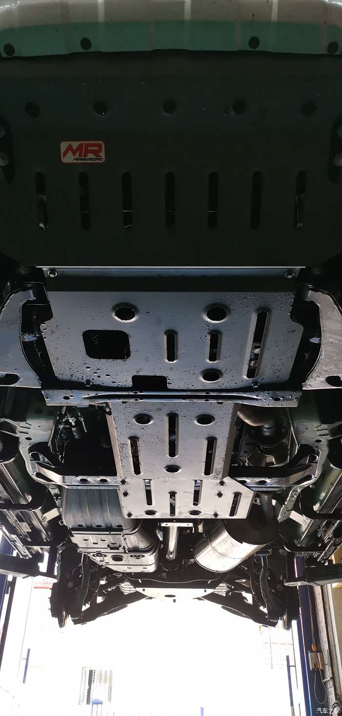 帕杰罗v97底盘装甲