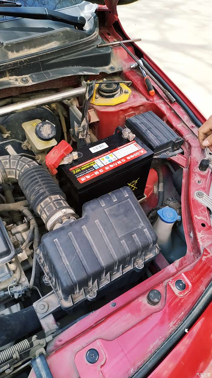 【图】6年小悦翔v3更换电瓶_悦翔v3论坛_汽车之家论坛