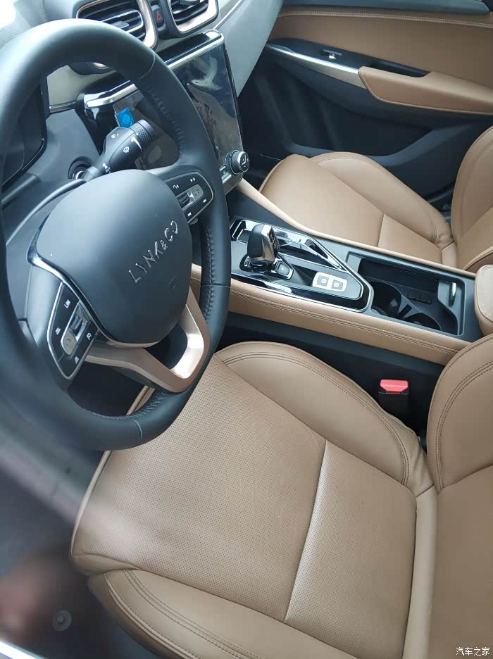 【图】型的内饰车顶是白色的._领克03论坛_汽车之家论坛