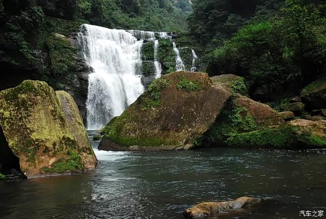 跟小伙伴去了王婆岩,这些景点清凉免费耍!
