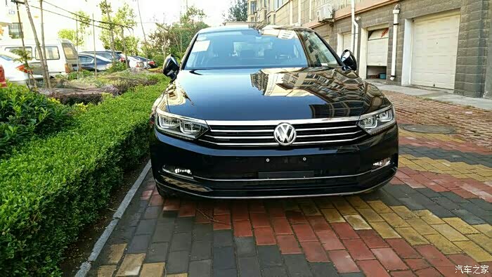 提2018改款迈腾1.8t豪华版,顺便亮下价格!