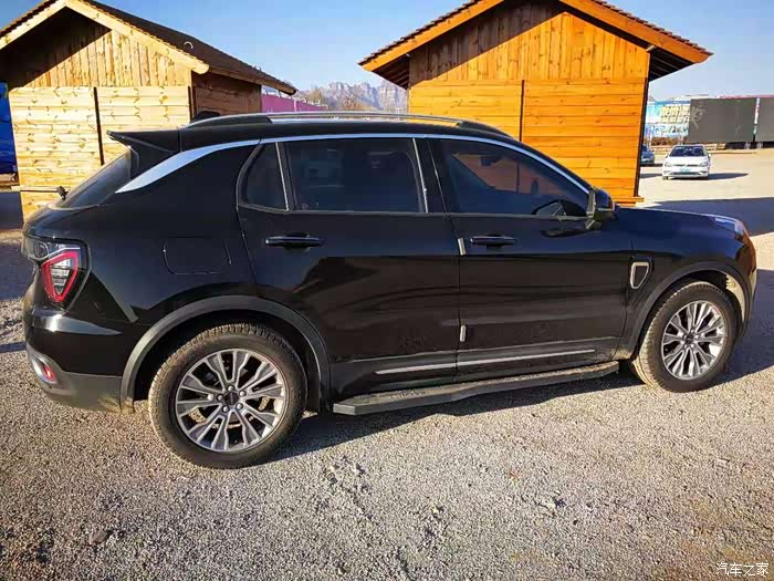 领克01型黑色两千公里用车总结小黑很给力