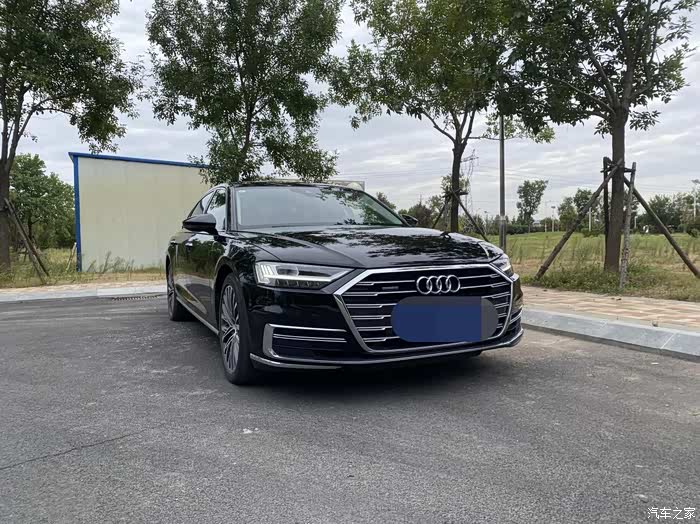 打算换辆奥迪a8试驾分享