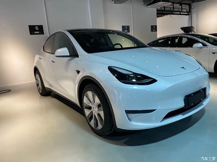 倒数10天过年了给自己提台白色modely当春节礼物