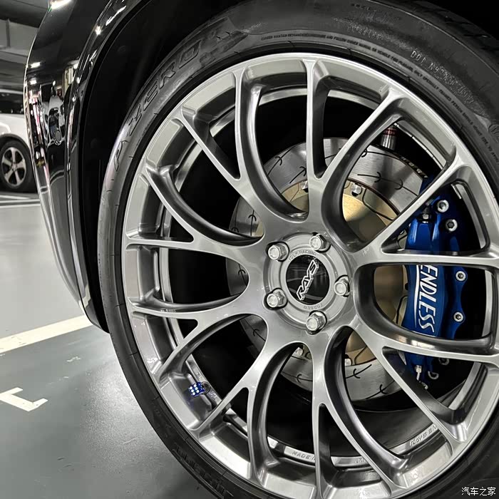 出自用raysg1620寸轮毂带胎