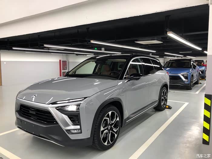 蔚来es8纠结颜色