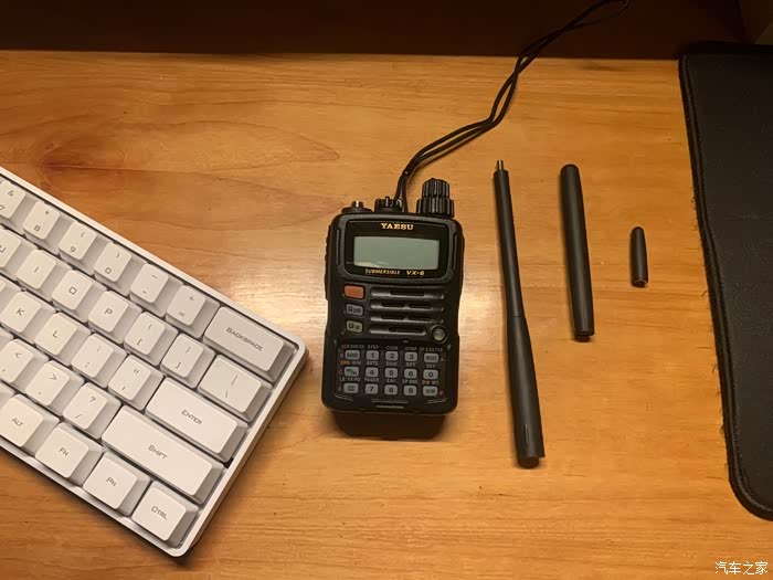 请教vx6r原装天线的问题哪位大佬可以解答一下,八重洲vx6r原装天线里