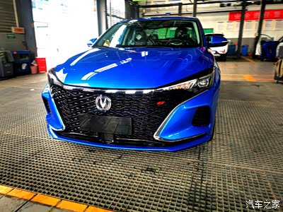 实拍蓝色的逸动plus蓝鲸版_逸动论坛_手机汽车之家