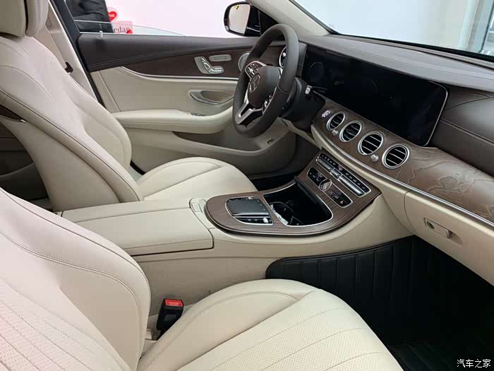 【图】e300l豪华提车近一月,米色内饰是真好看_奔驰e级论坛_汽车之家